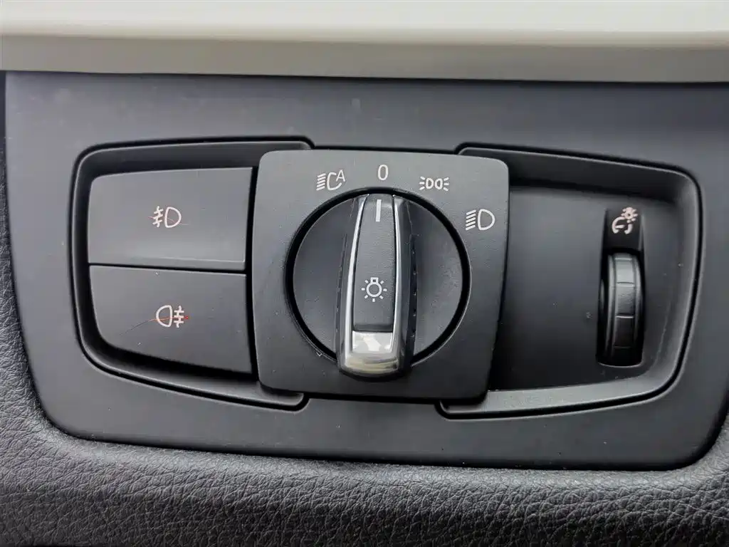 BMW 3 Series 2013 — фото 21