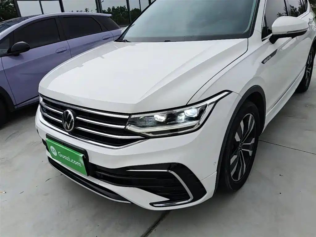 Volkswagen Tiguan L 2021 — фото 24