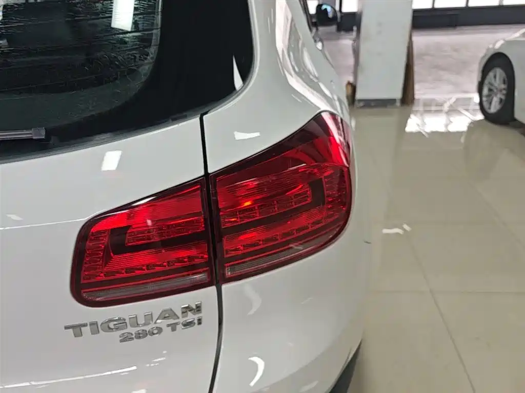 Volkswagen Tiguan 2019 — фото 8