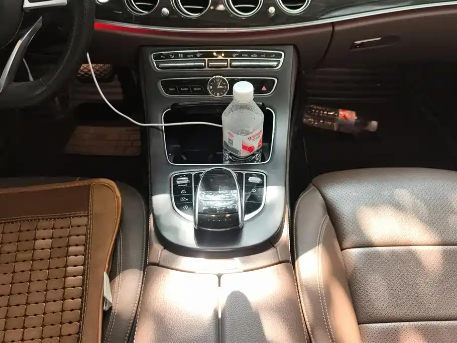 Mercedes-Benz E-Class 2016 — фото 16