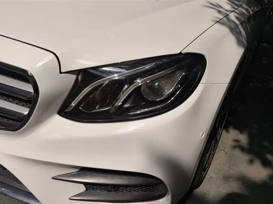 Mercedes-Benz E-Class 2016