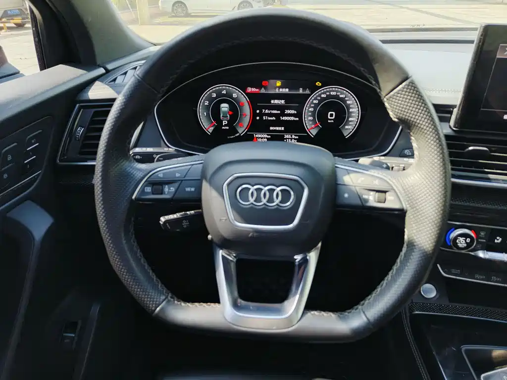 Audi Q5L Sportback 2022 — фото 19