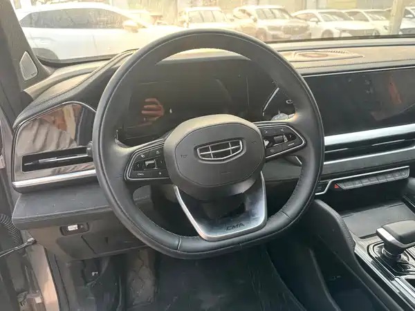 Geely Xingyue L 2024