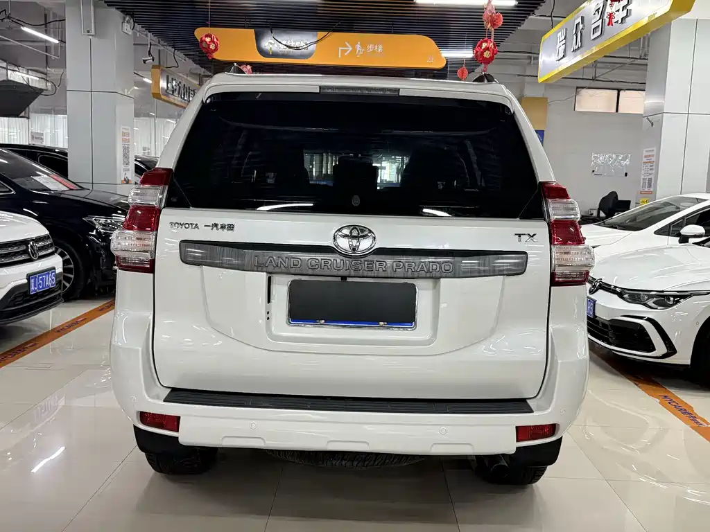 Toyota Prado 2017 — фото 5
