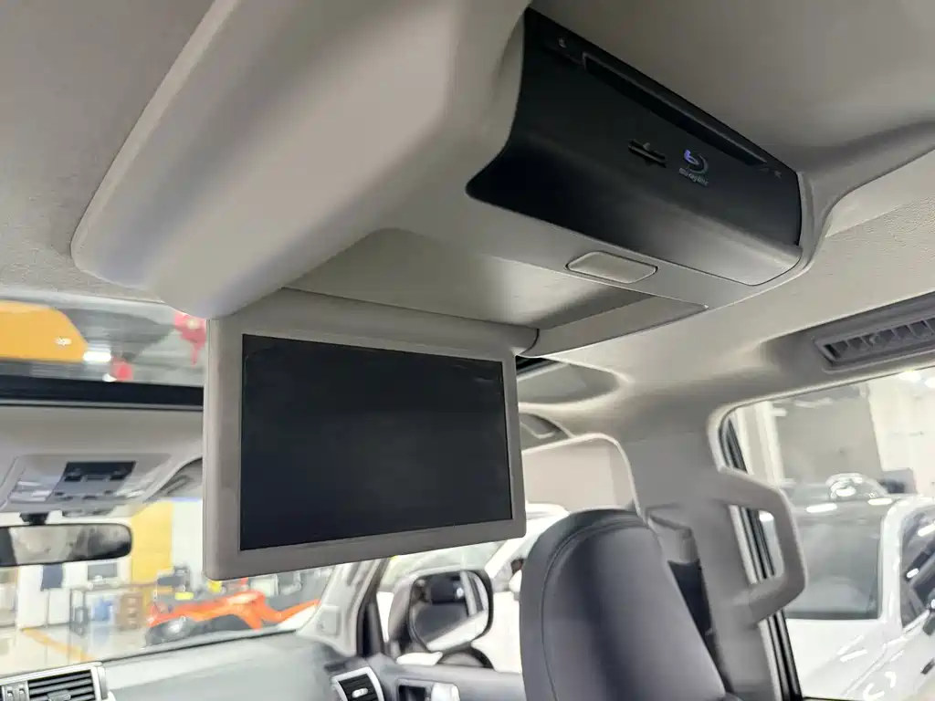Toyota Prado 2017 — фото 17