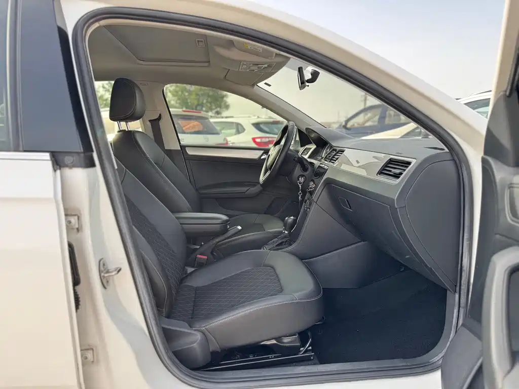 Skoda Rapid 2019 — фото 20