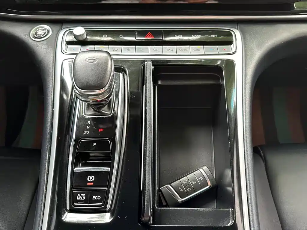 GAC Motor Trumpchi M8 2021 — фото 18