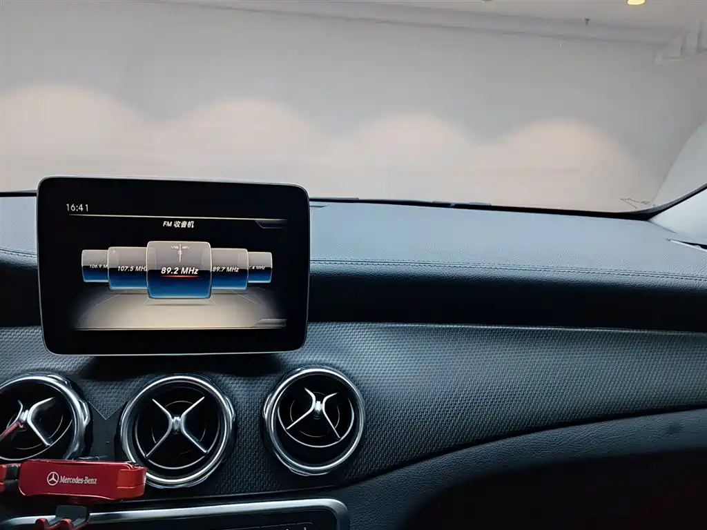 Mercedes-Benz GLA 2019 — фото 14