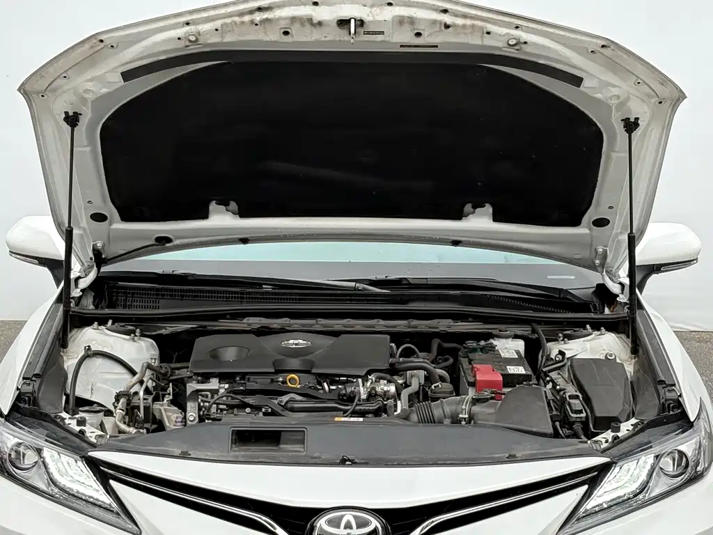 Toyota Camry 2023 — фото 22
