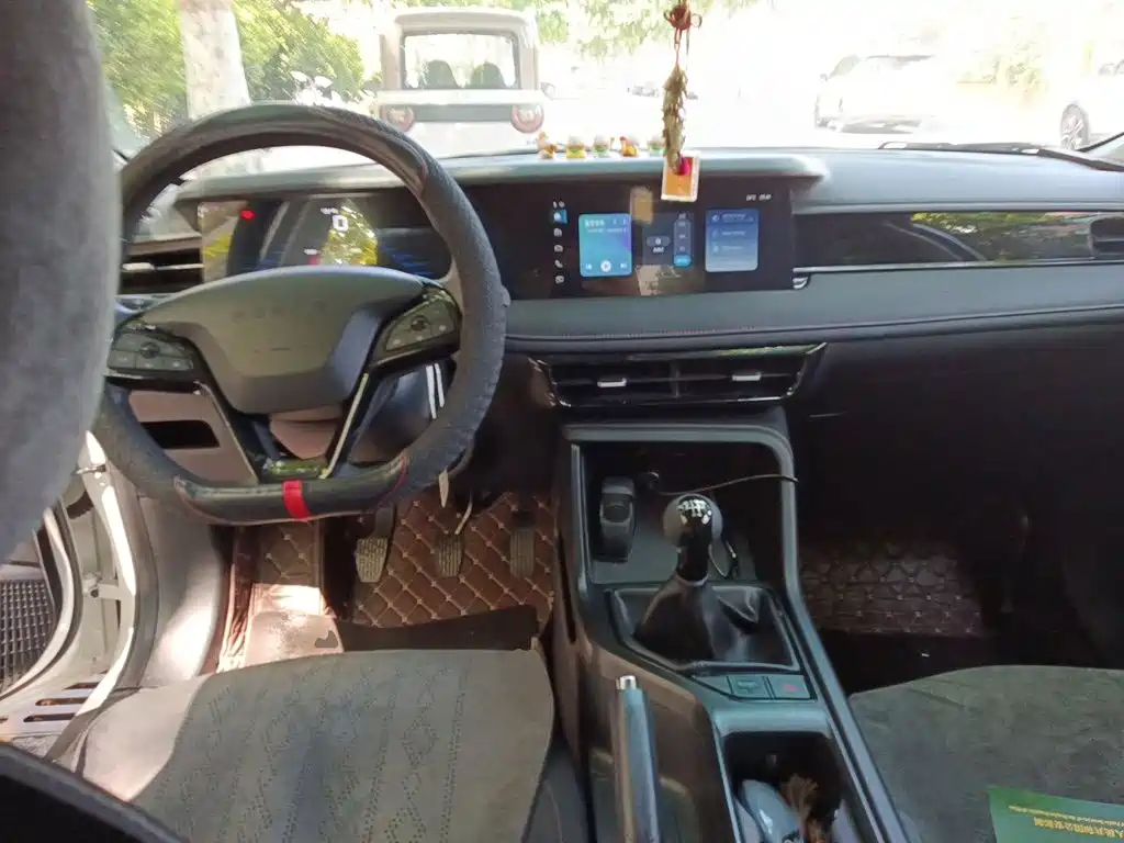 Roewe i5 2023