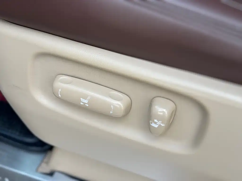 Toyota Alphard 2013 — фото 22