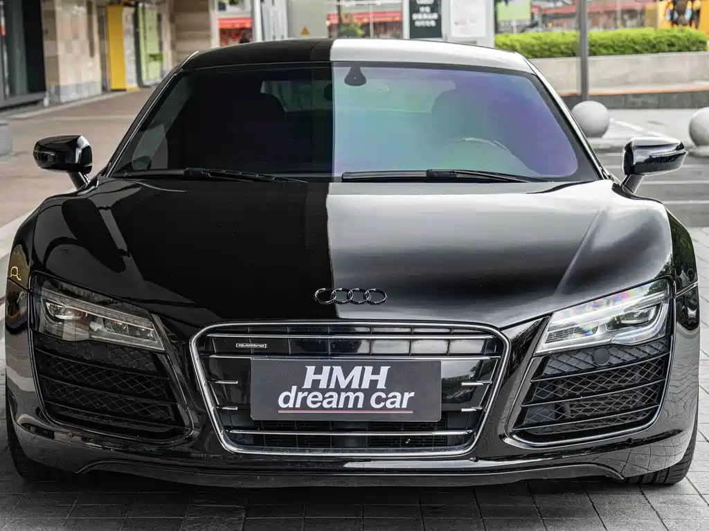 Audi R8 2015