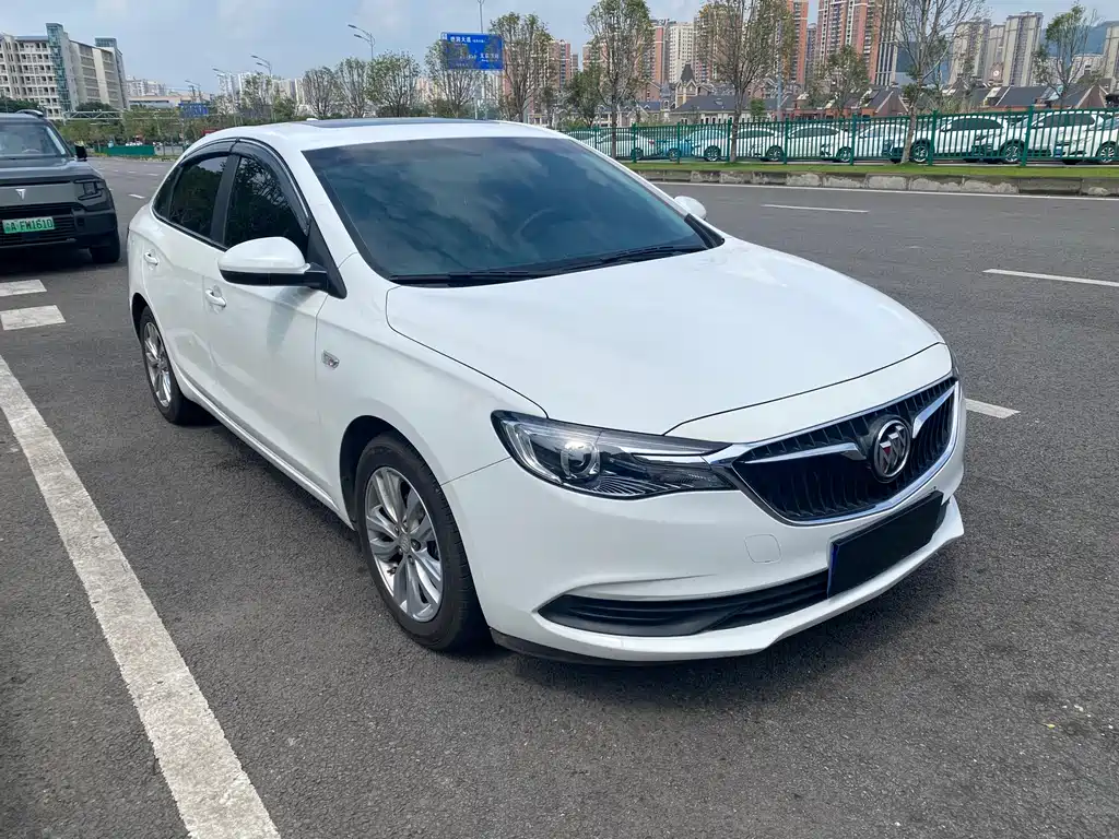 Buick Excelle 2019 — фото 3