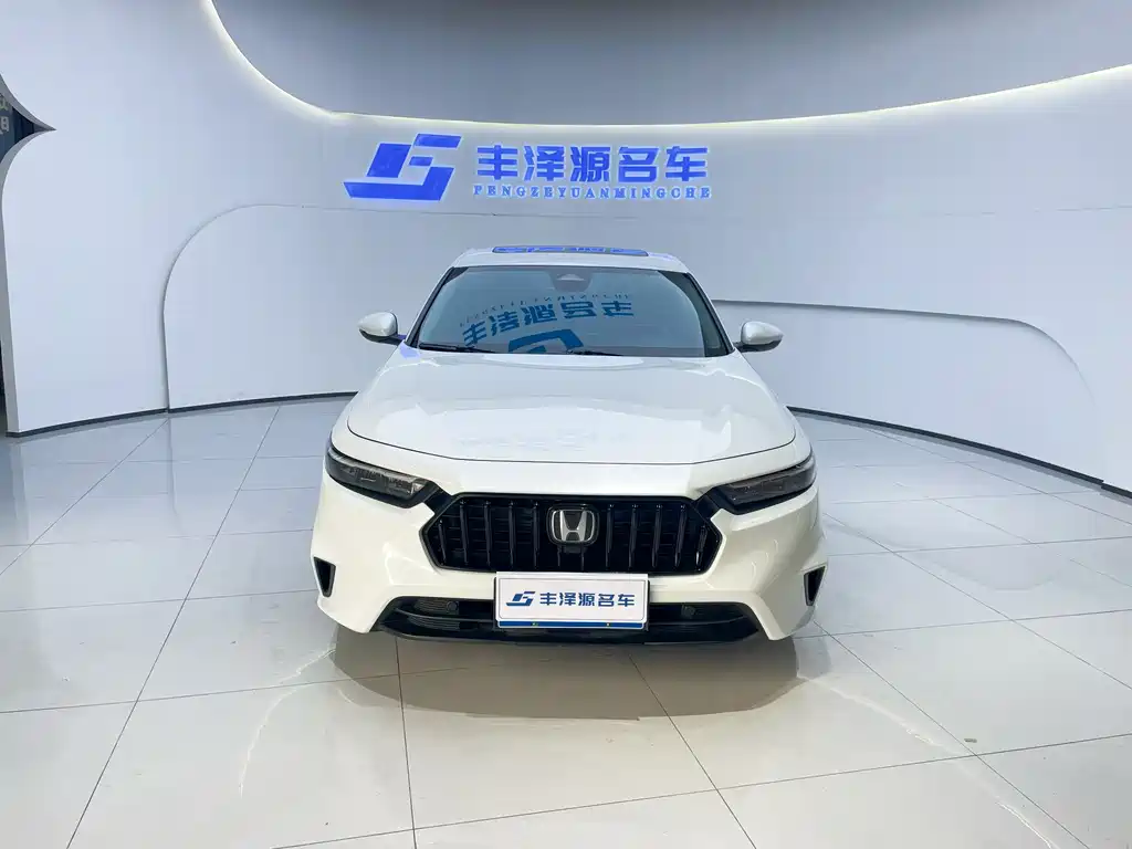 Honda Inspire 2024 — фото 4