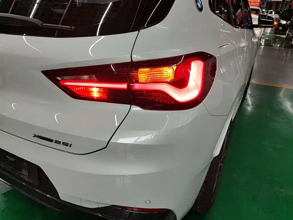 BMW X2 2020 — фото 8