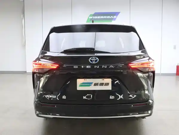 Toyota Sienna 2022