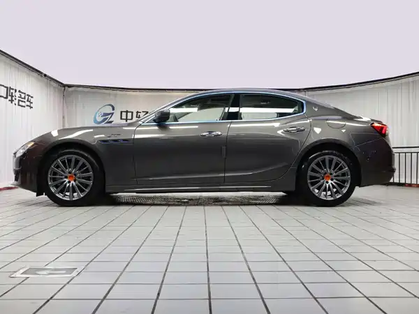 Maserati Ghibli 2023