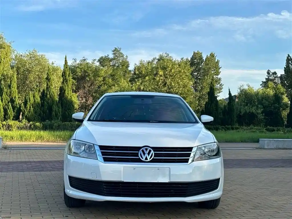 Volkswagen Gran Lavida 2013