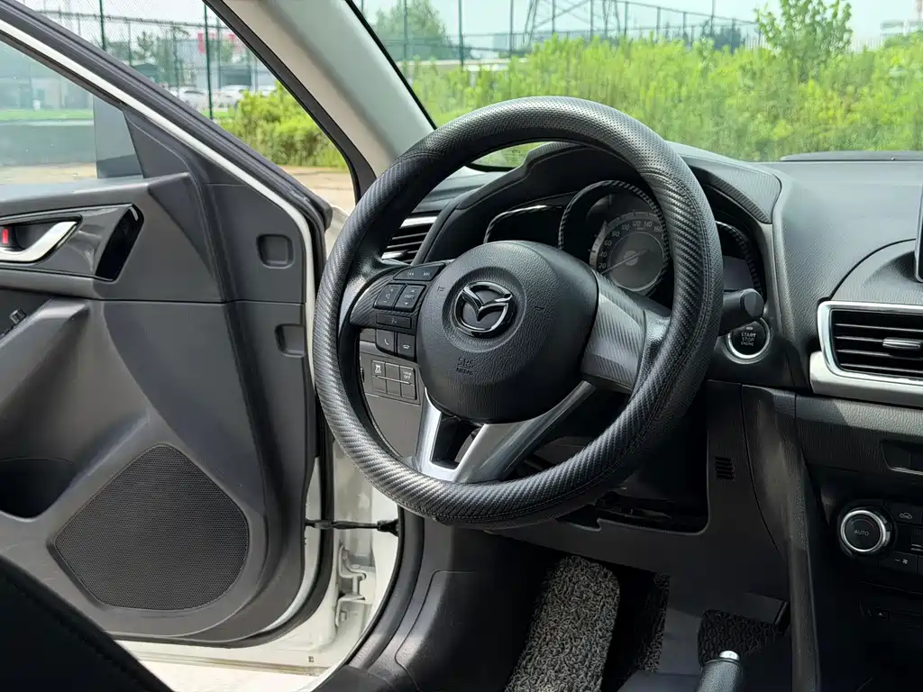 Mazda 3 Angkesela 2016 — фото 16