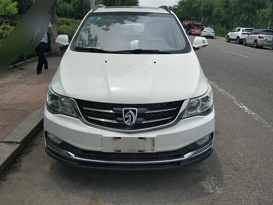 Baojun 730 2016