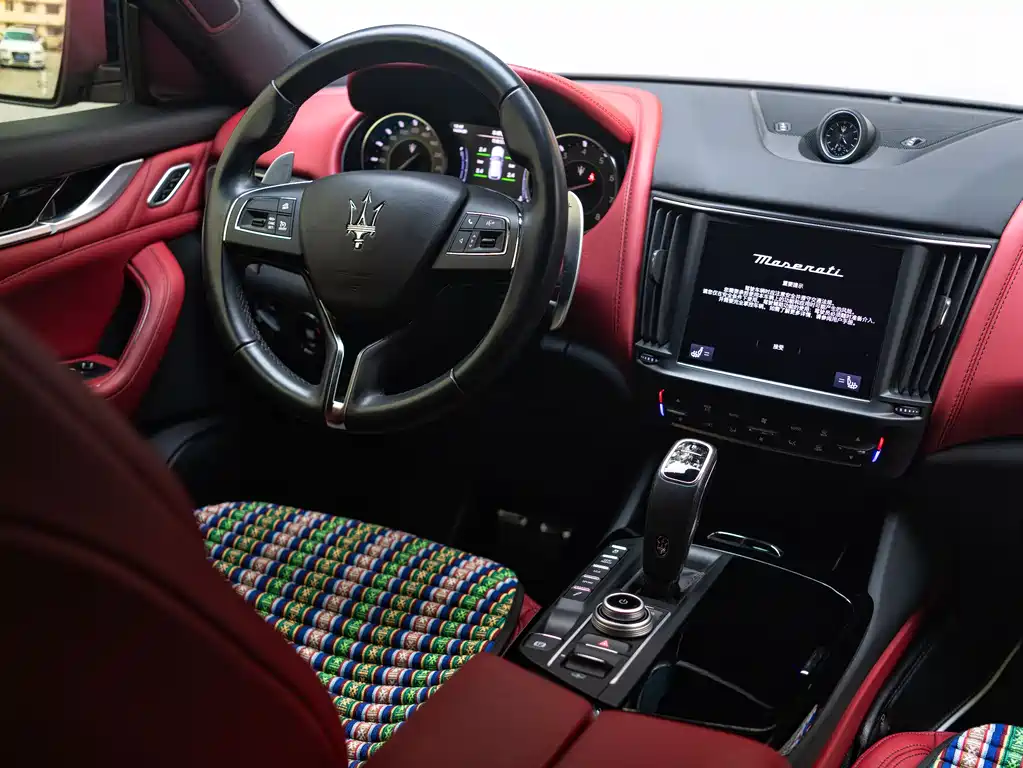 Maserati Levante 2021 — фото 16