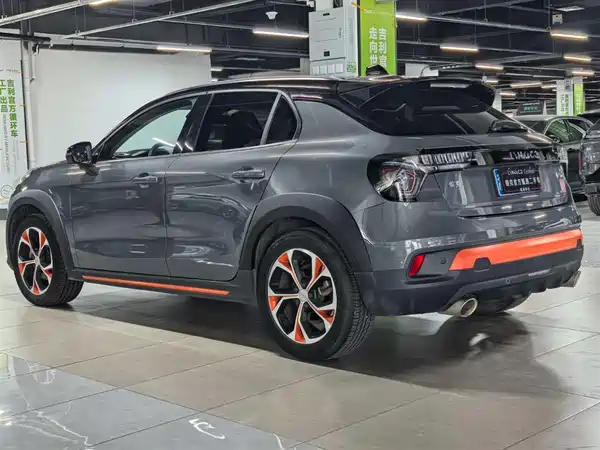 Lynk & Co 02 2020