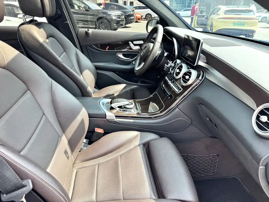 Mercedes-Benz GLC 2017