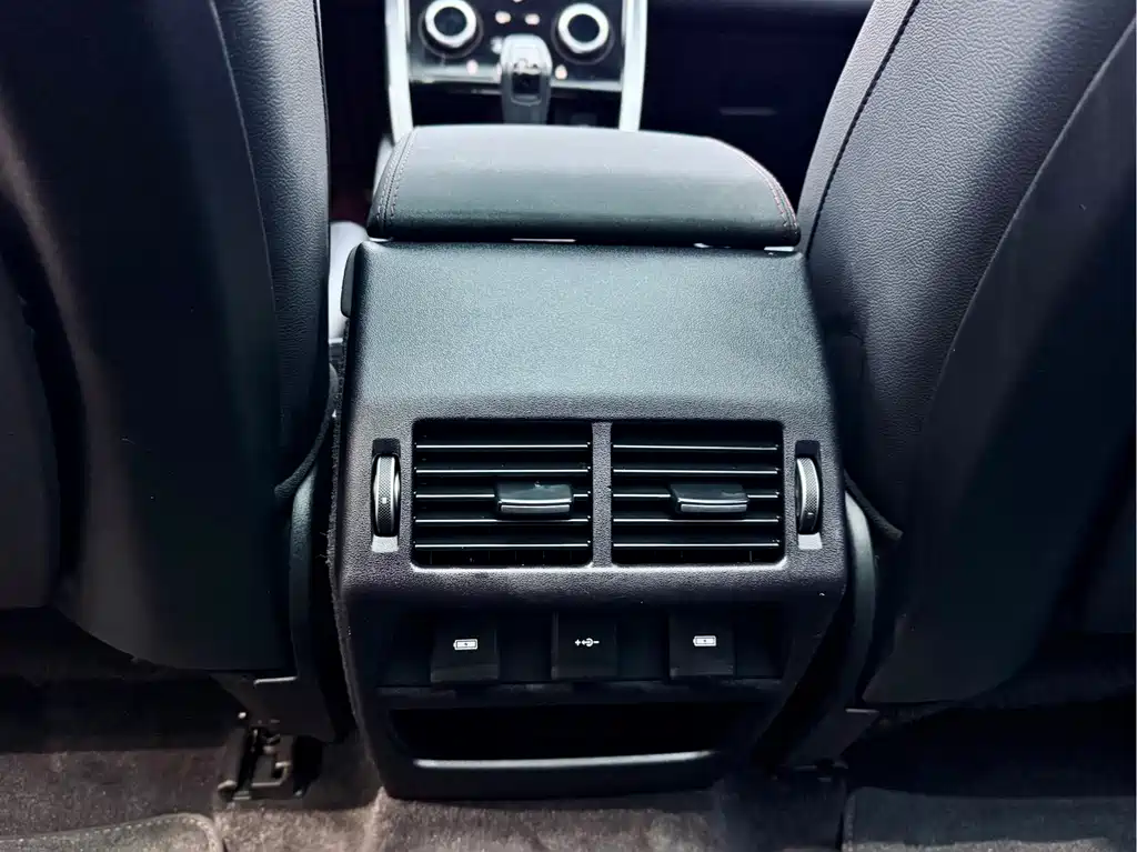 Land Rover Discovery Sport 2020 — фото 17