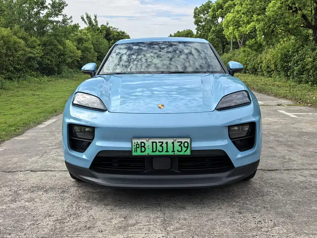 Porsche Macan EV 2025 — фото 2
