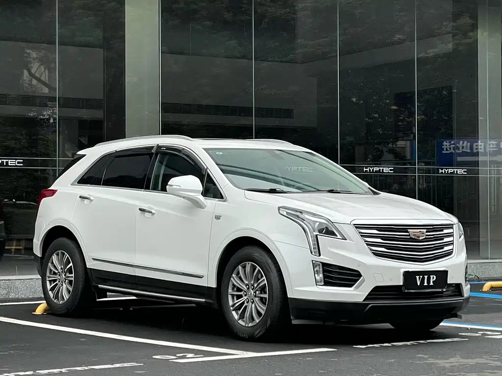 Cadillac XT5 2018 — фото 2