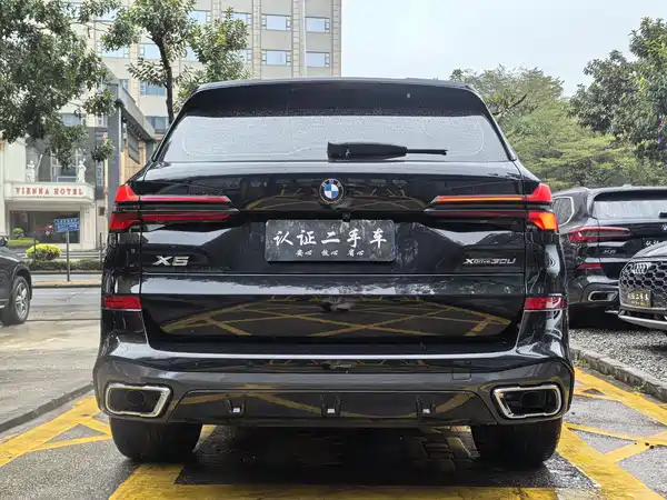 BMW X5 2023