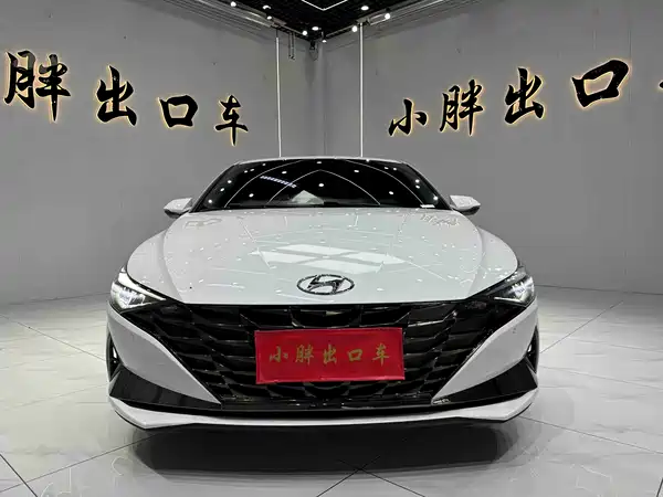 Hyundai Elantra 2023