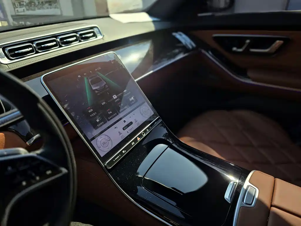 Mercedes-Benz S-Class 2025 — фото 15