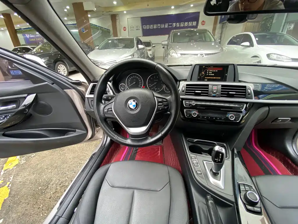 BMW 3 Series 2016 — фото 10