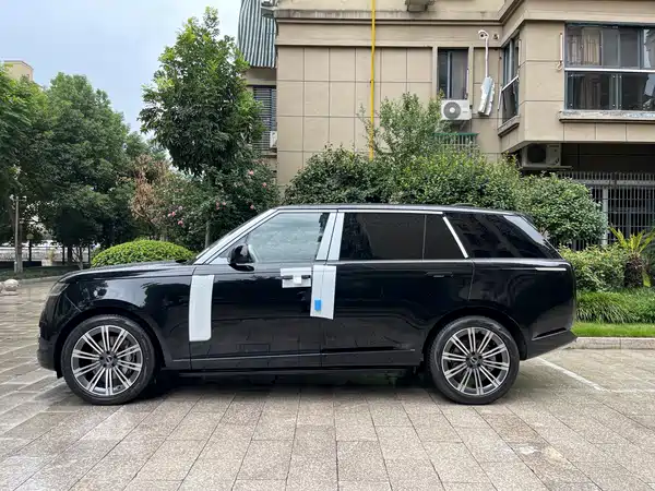 Land Rover Range Rover 2025