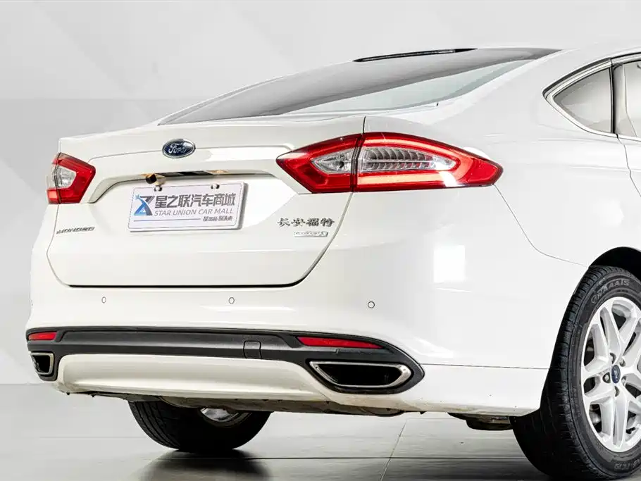 Ford Mondeo 2016 — фото 7