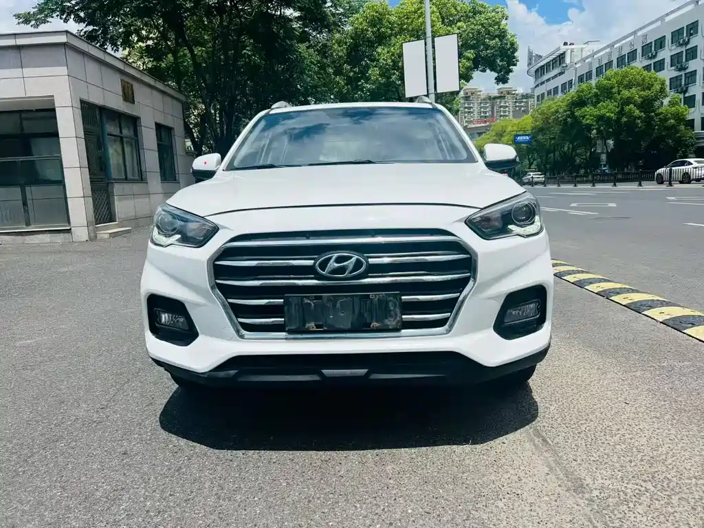 Hyundai ix35 2018 — фото 2