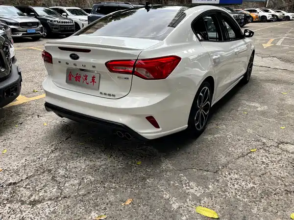 Ford Focus 2022
