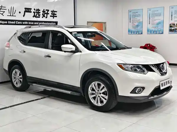 Nissan X-Trail 2015