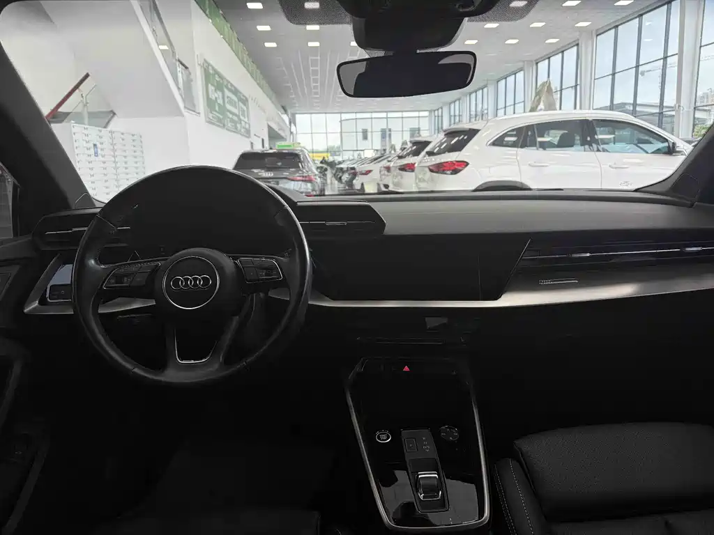 Audi A3 2022 — фото 20