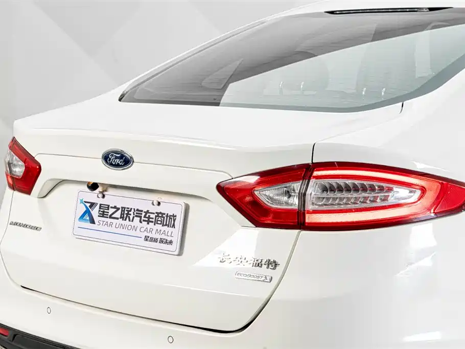 Ford Mondeo 2016 — фото 8