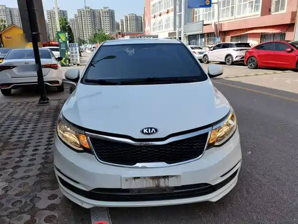 Kia K2 2012
