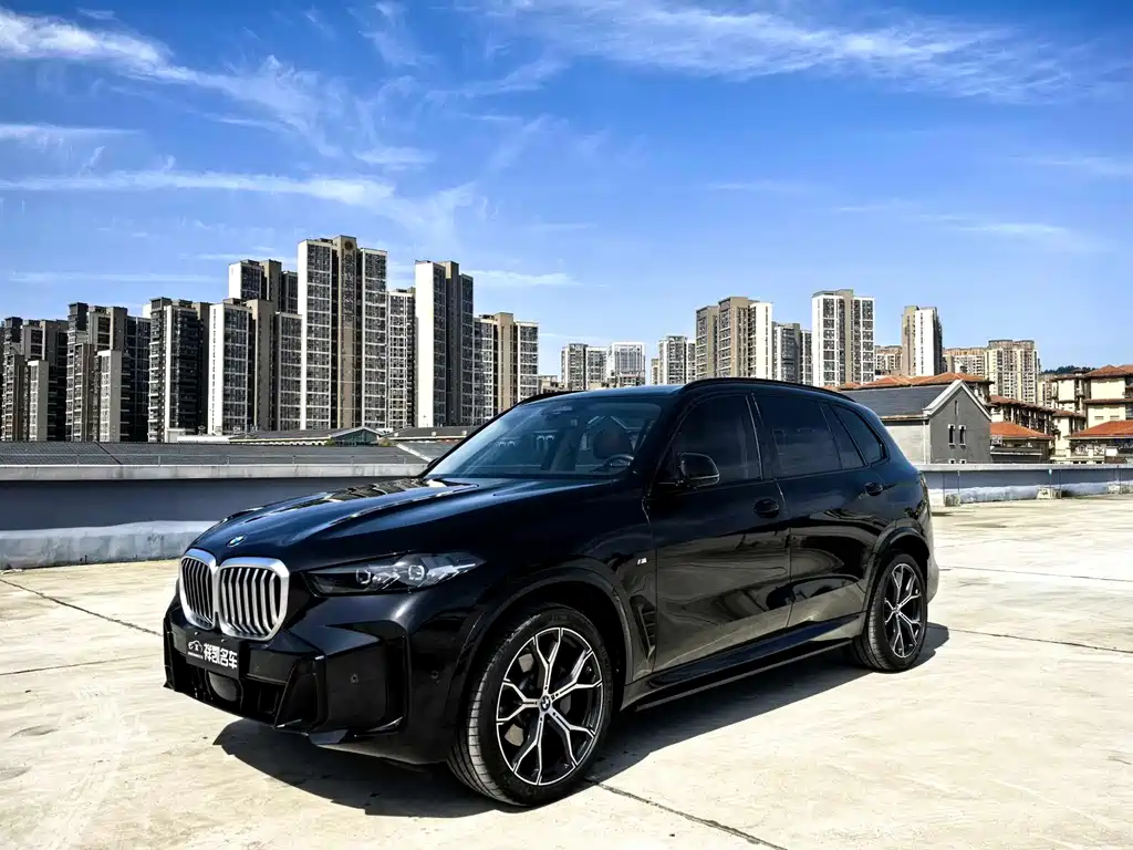 BMW X5 2024 — фото 1