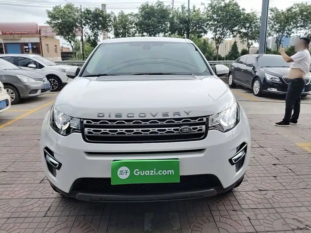 Land Rover Discovery Sport 2020 — фото 3