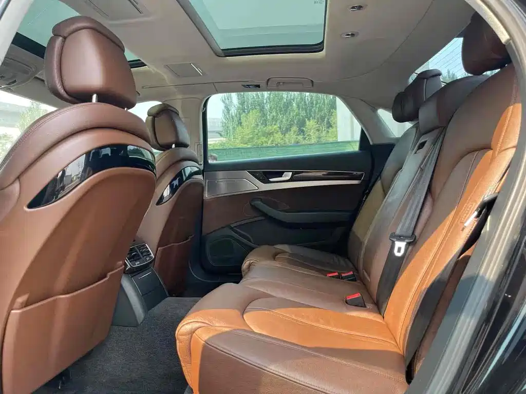 Audi A8 2014
