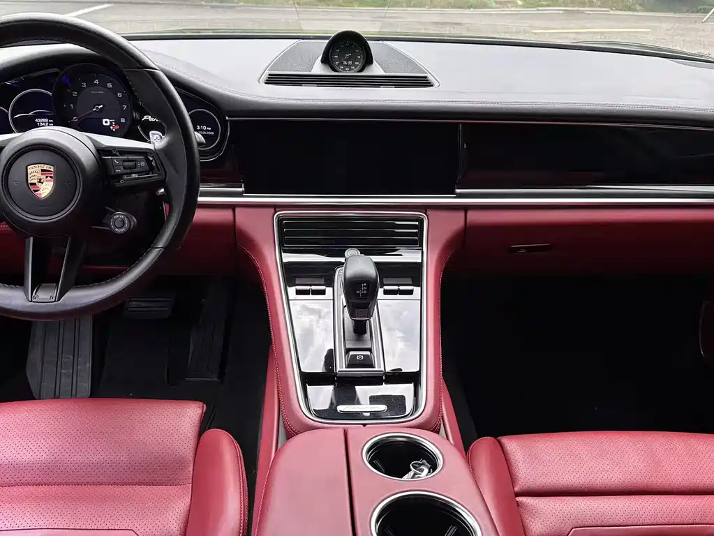 Porsche Panamera 2021 — фото 10