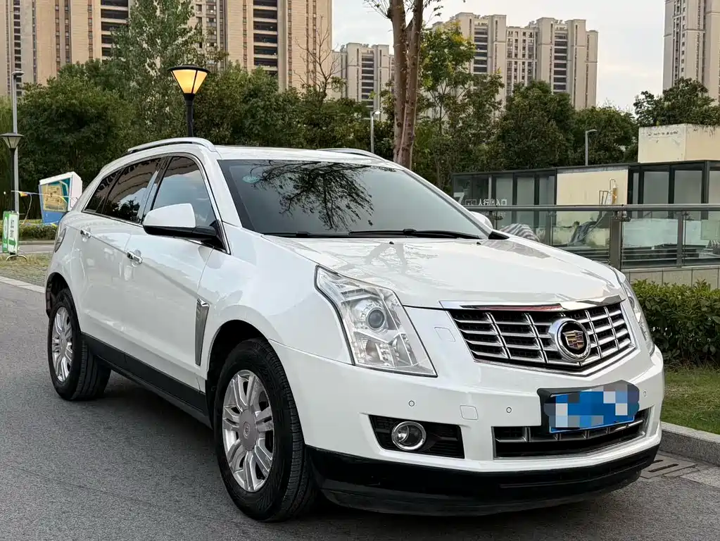 Cadillac SRX 2014 — фото 3