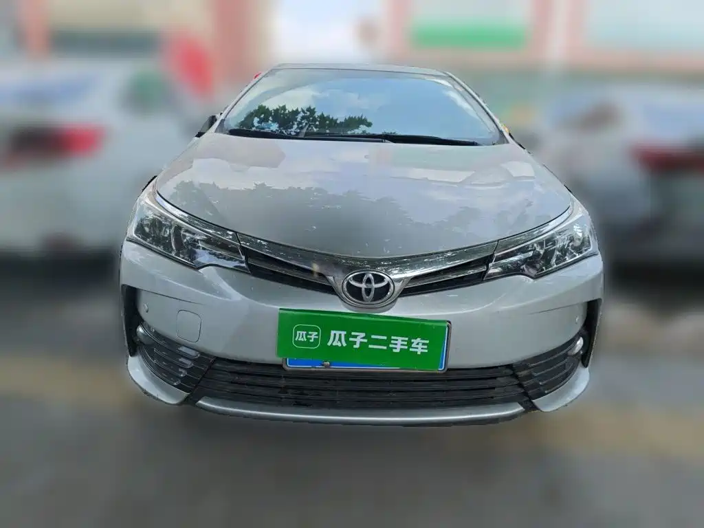 Toyota Corolla 2018 — фото 3