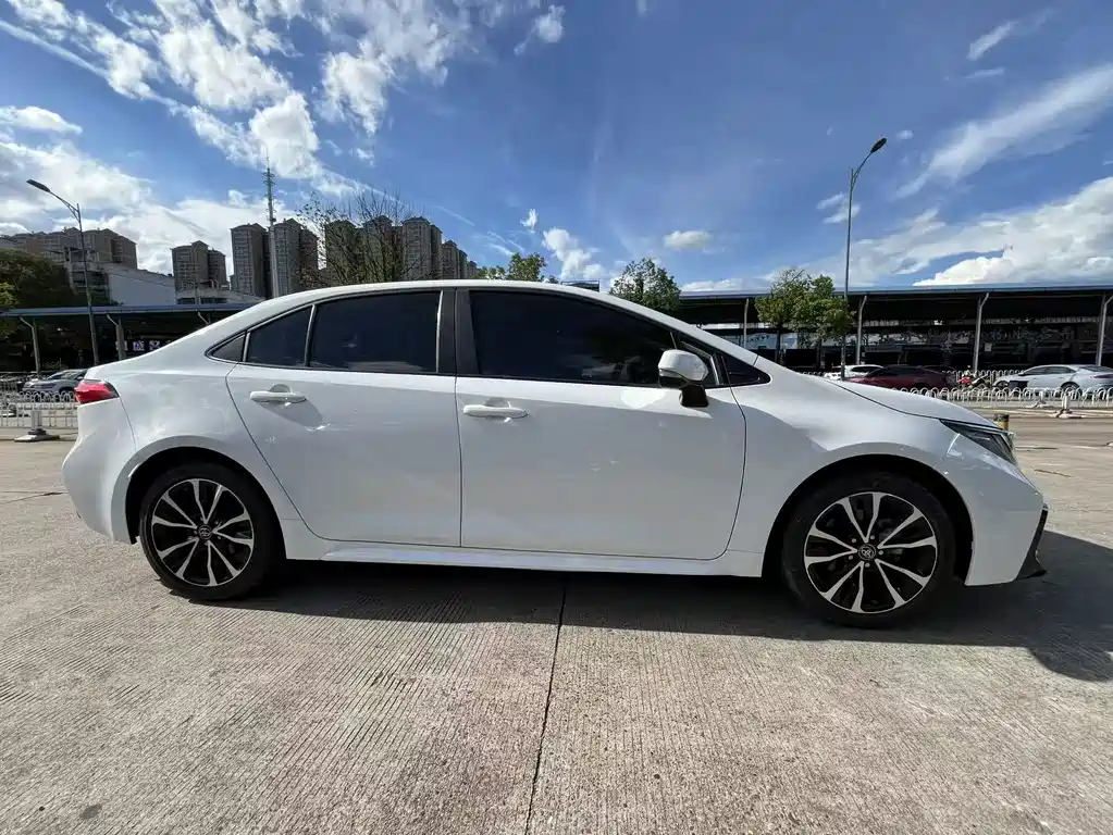 Toyota Levin 2022 — фото 14