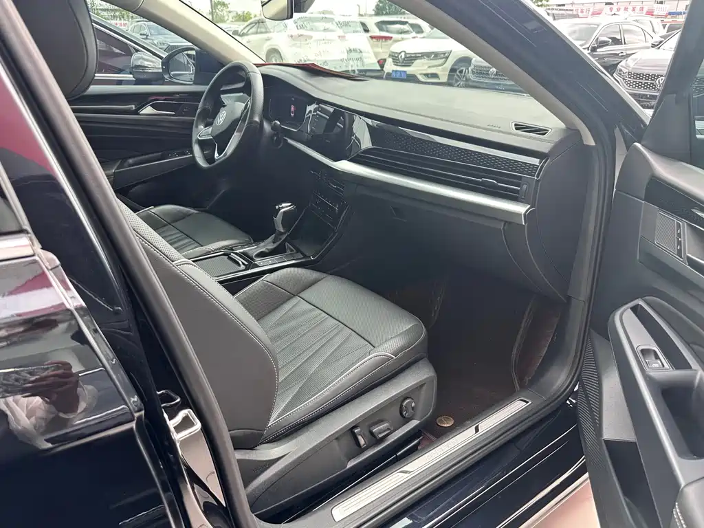 Volkswagen Passat 2022